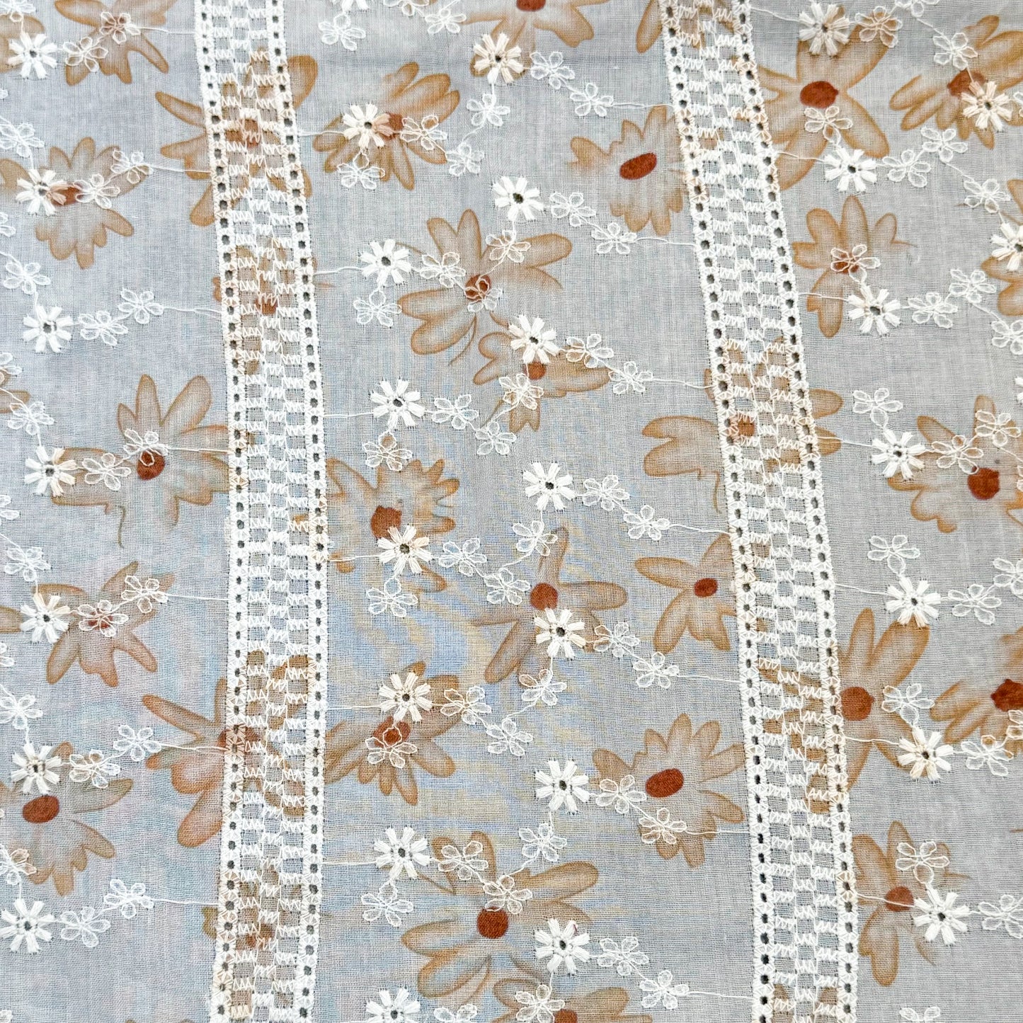 Cotton Embroidered Lacefield - GT 2046