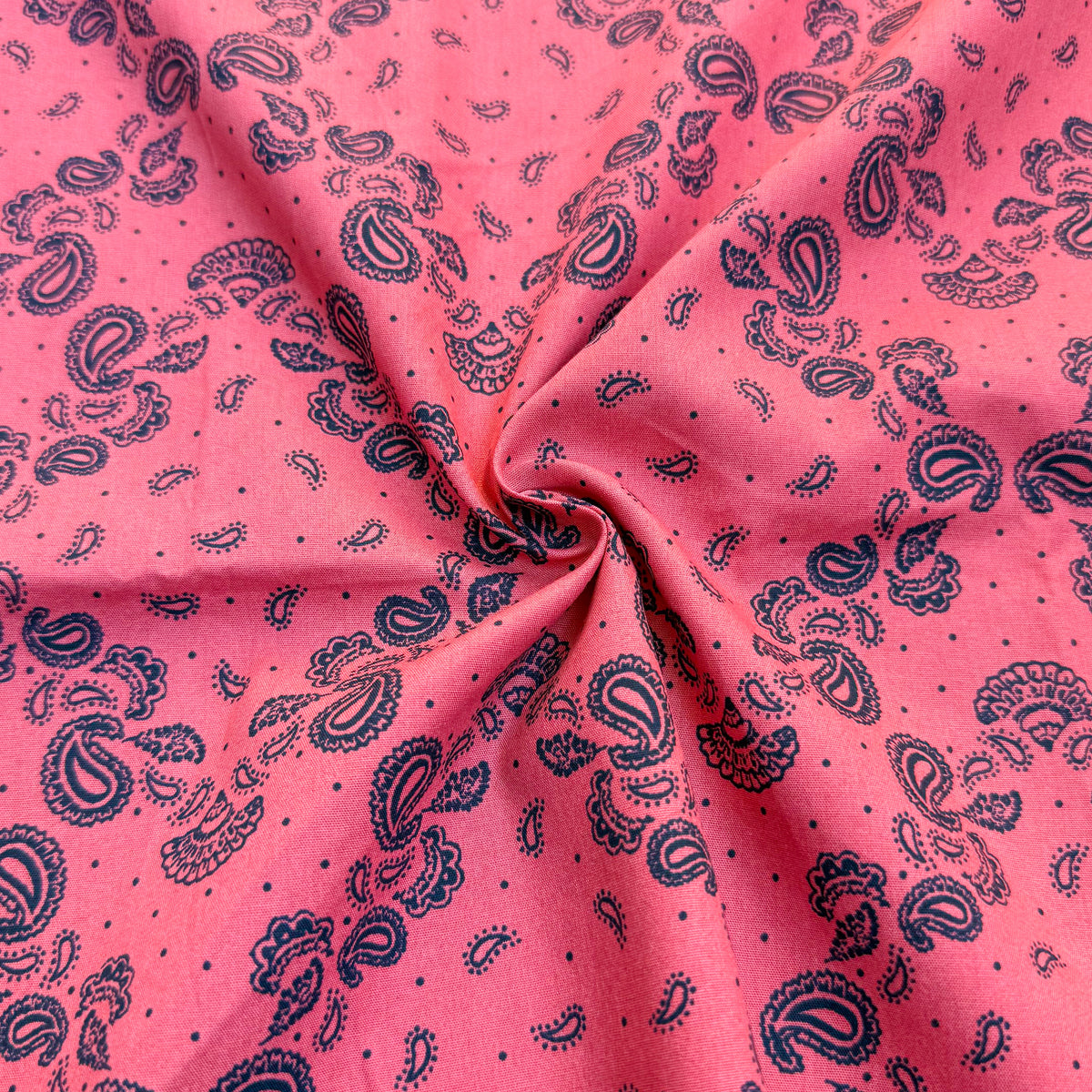 100% Cotton Berry Paisely - GT 2002