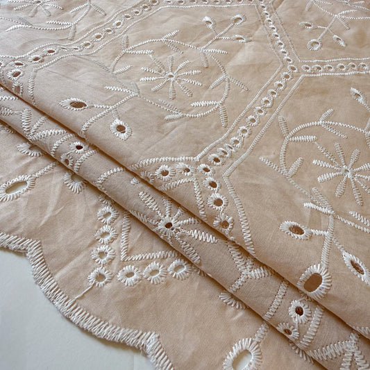 Cotton Poly Schiffli Embroidery Trestle - GT 2242