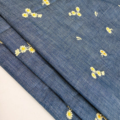 Embroidered Cotton Chambray Daisy Diaries - GT 2275