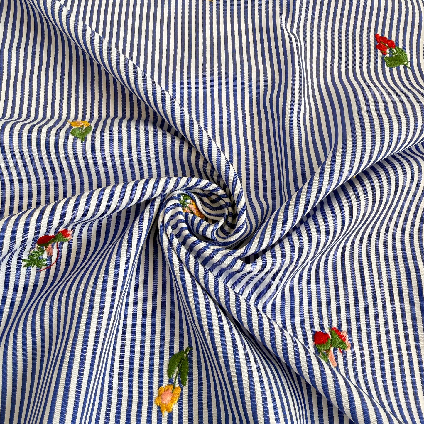 Floral Embroidered Cotton Picnic Posy - GT 2274