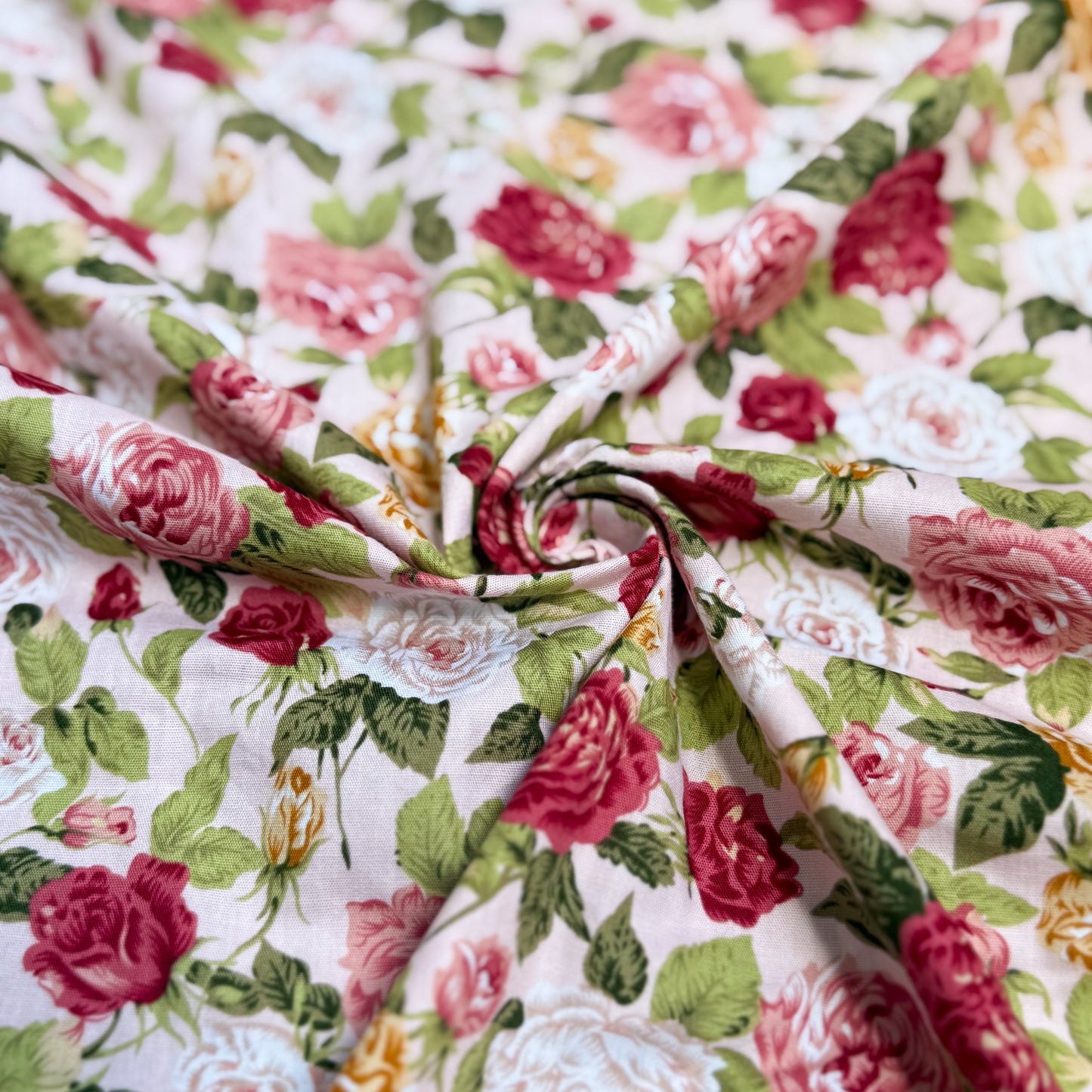 100% Cotton Fleuron - GT 2067