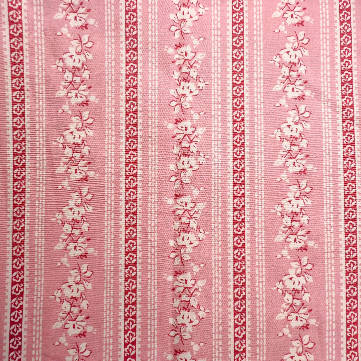 100% Cotton Petal Noèle - GT 2057