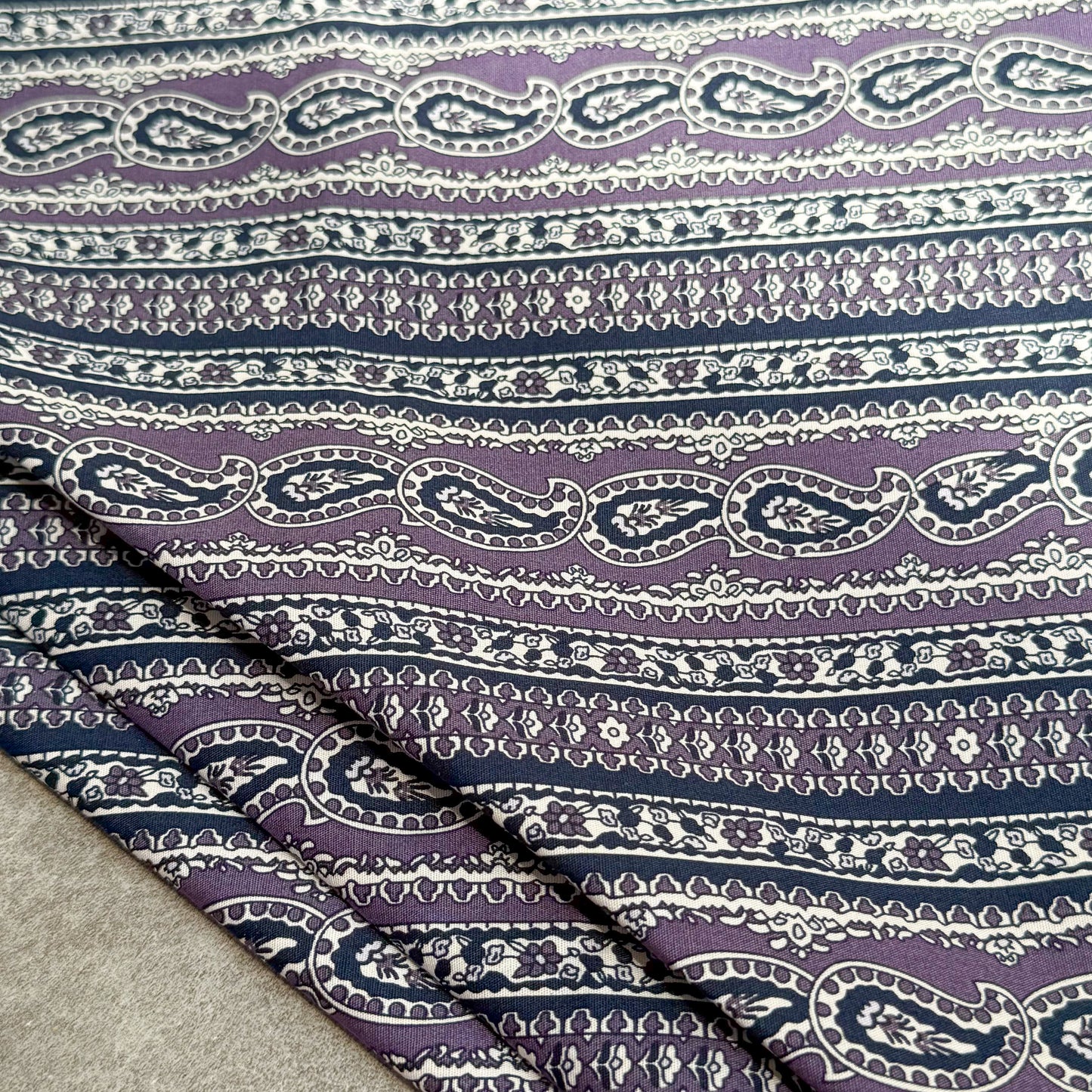 100% Cotton Violet Rythem - GT 2009