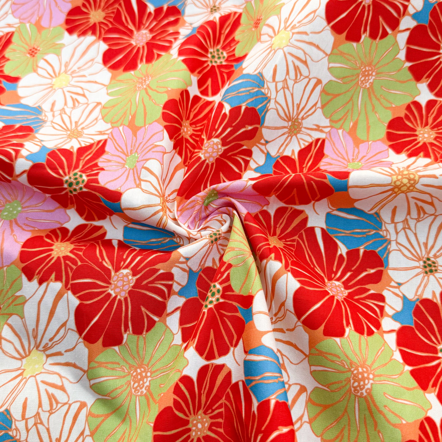 100% Cotton Holly Bloom - GT 2006