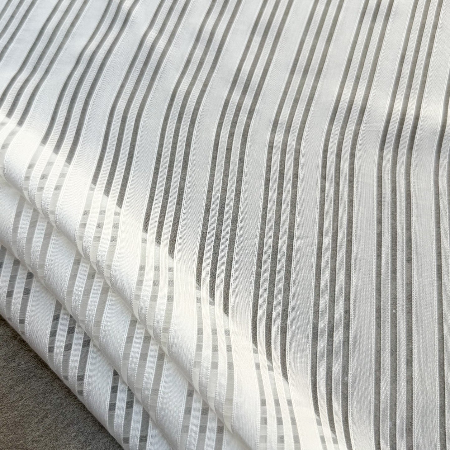 Chiffon Semi Sheer Silver Lane - GT 2236