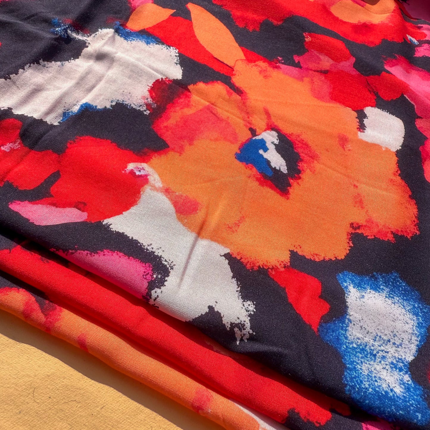 Eco Modal Rayon Sunset Bloom - GT 2214