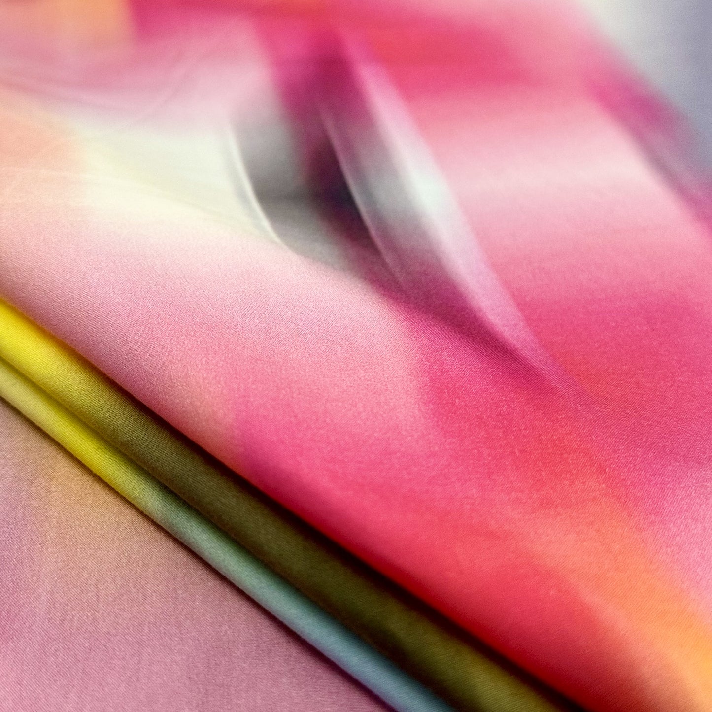 Cotton Blend Rainbow Ombre - CLP 350