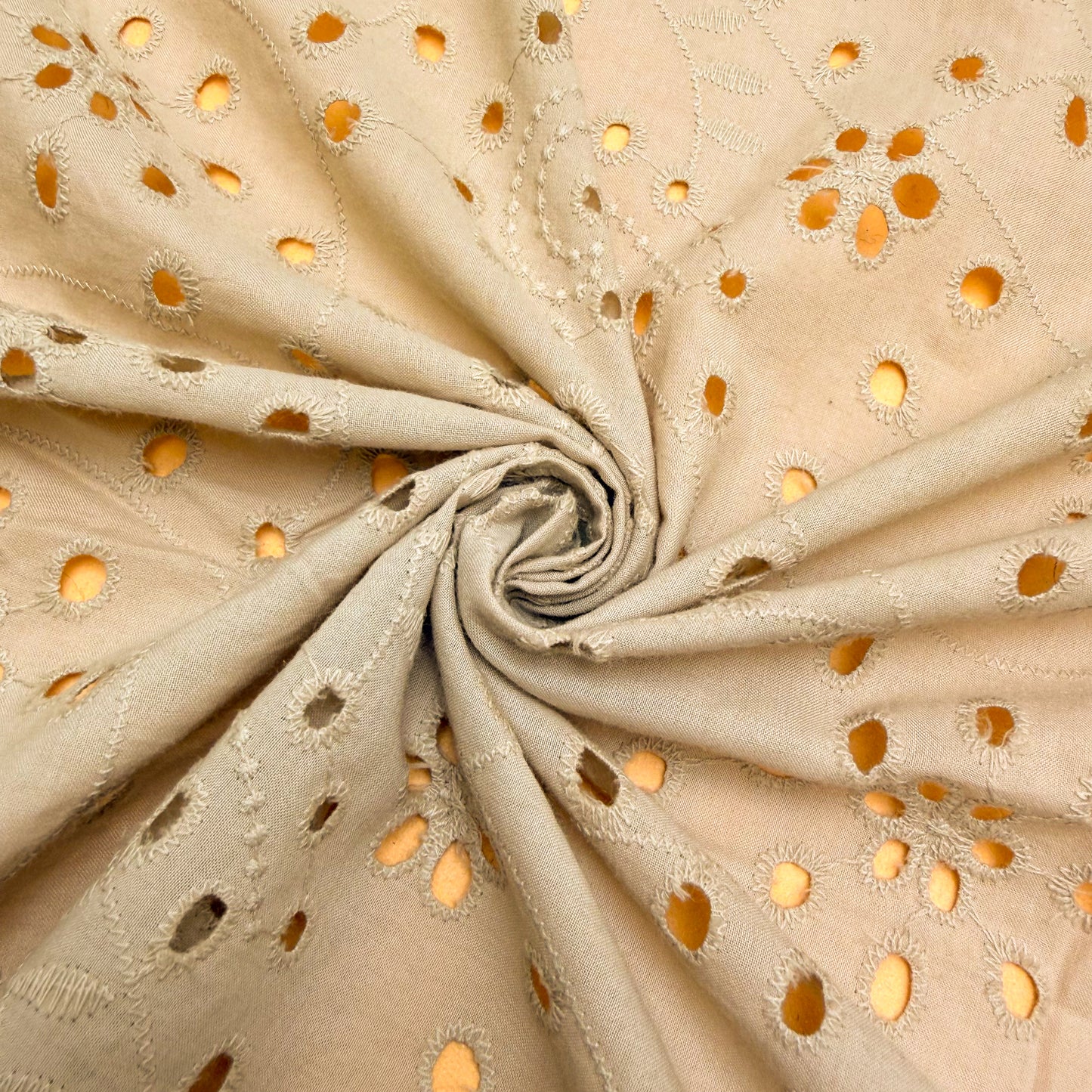 Cotton Eyelet Embroidery Dune - GT 2247